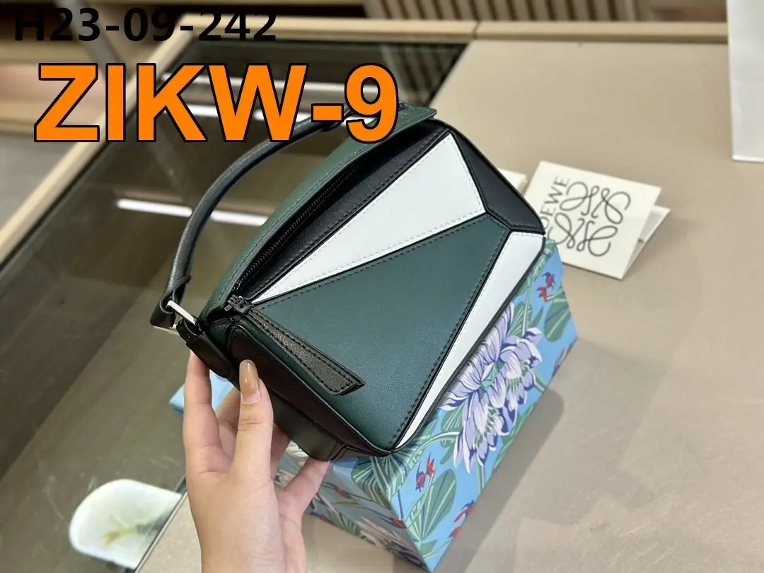 Jam5501 LOEVE   54$ gallery