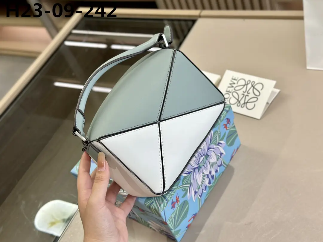 Jam5501 LOEVE   54$ gallery