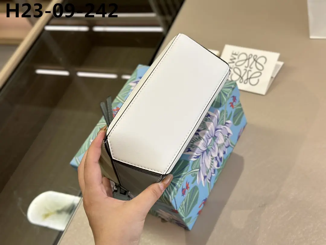 Jam5501 LOEVE   54$ gallery