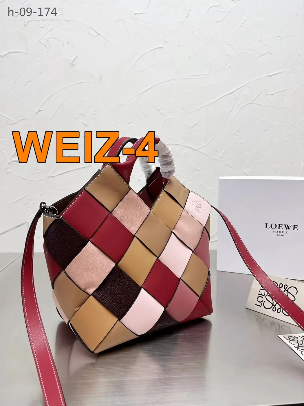 Jam5502  LOEVE   61$ gallery