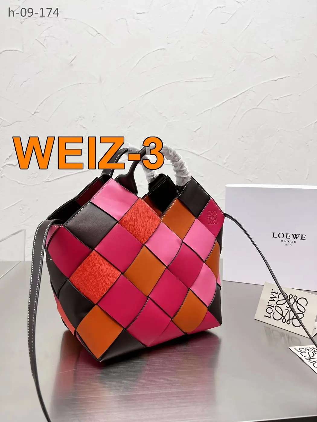 Jam5502  LOEVE   61$ gallery