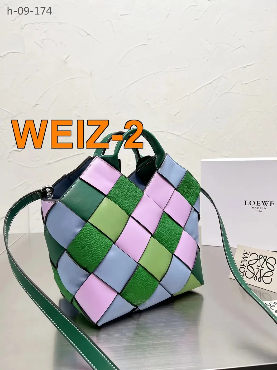 Jam5502  LOEVE   61$ gallery