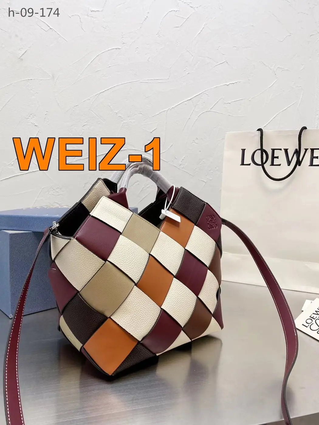 Jam5502  LOEVE   61$ gallery