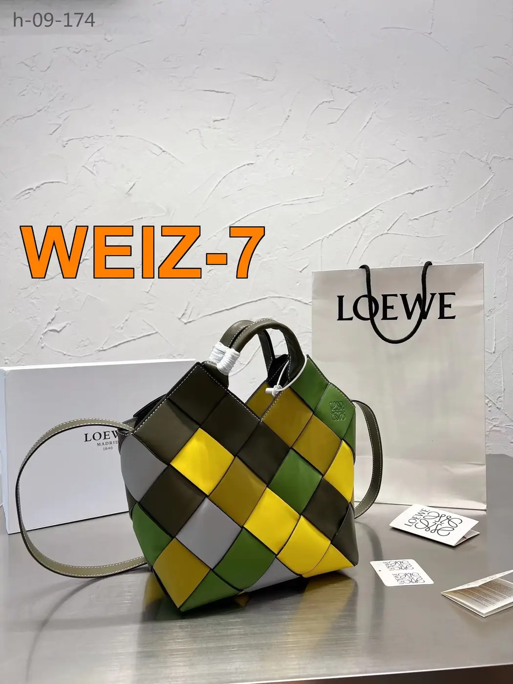 Jam5502  LOEVE   61$ gallery