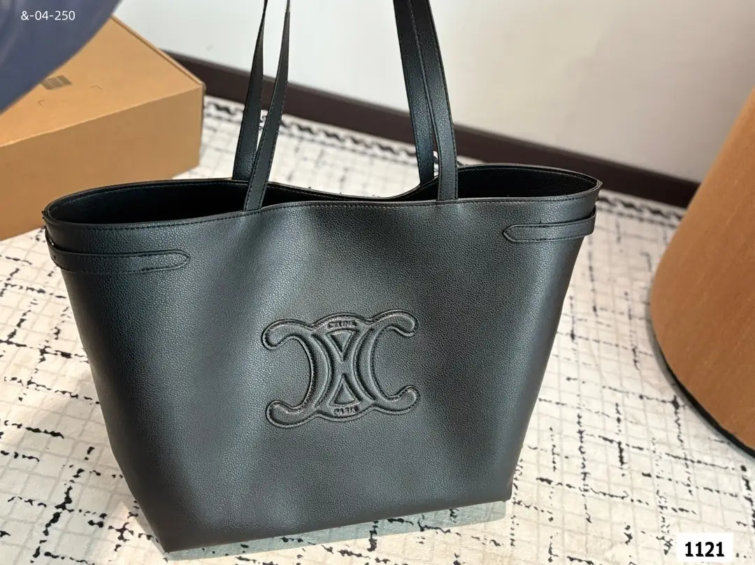 Jam5503  CELINE     58$ gallery