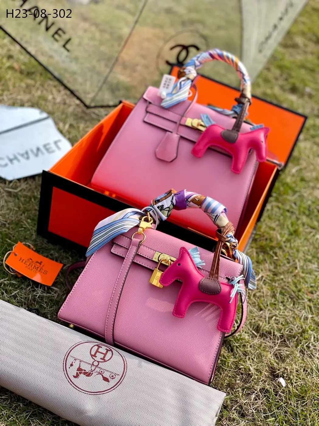 Jam5517  HERMES 85$ gallery