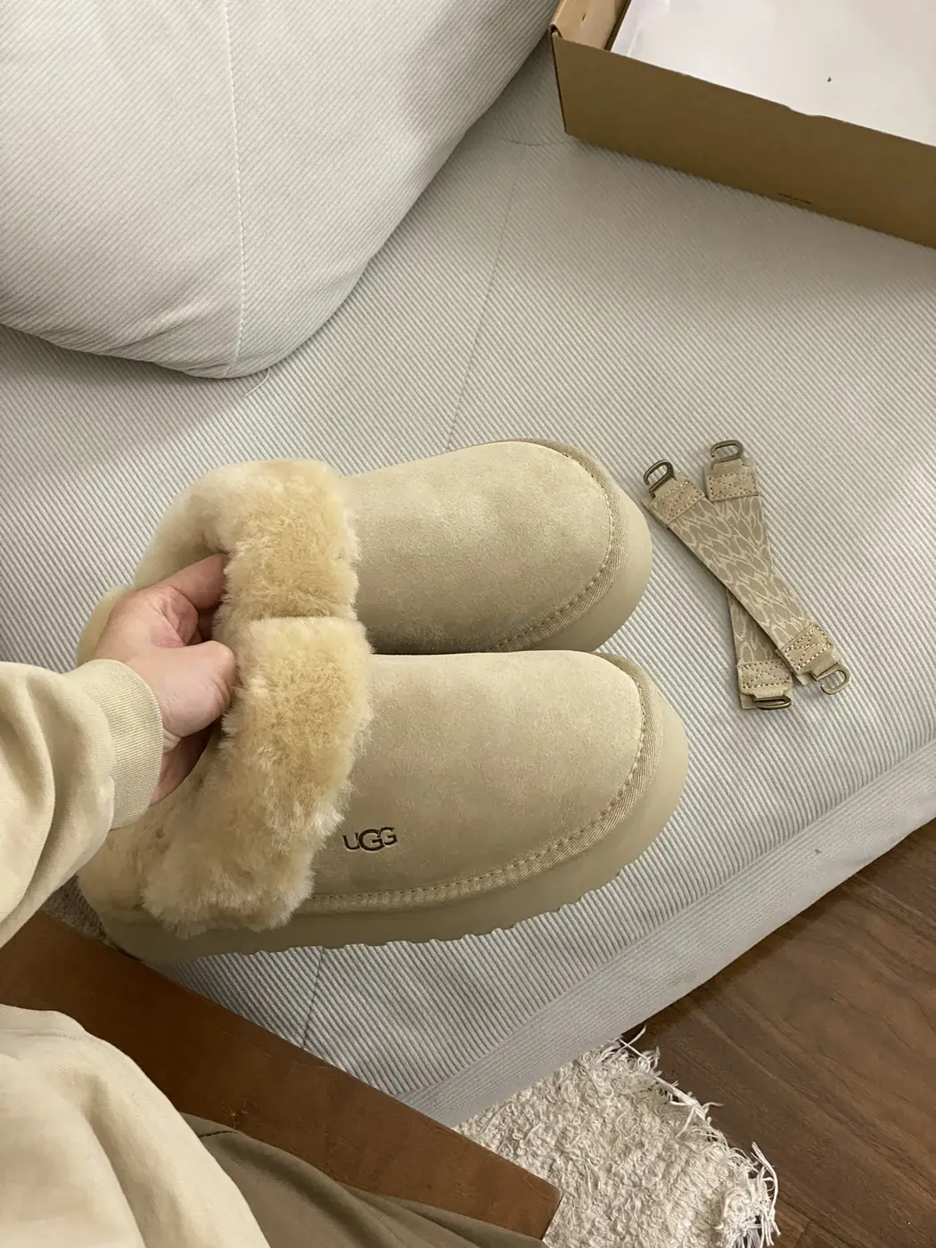 Jam596  UGG Disassembly slippers 62.9$ UG gallery