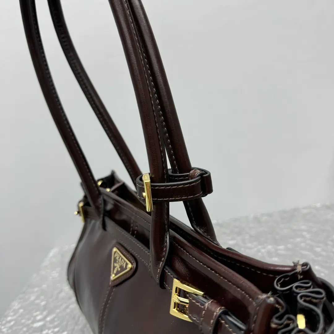 Jam6202  PRADA 89$ gallery