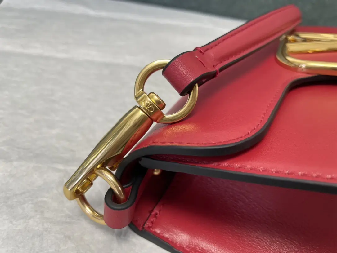 Jam6210  Valentino  69.99$ gallery