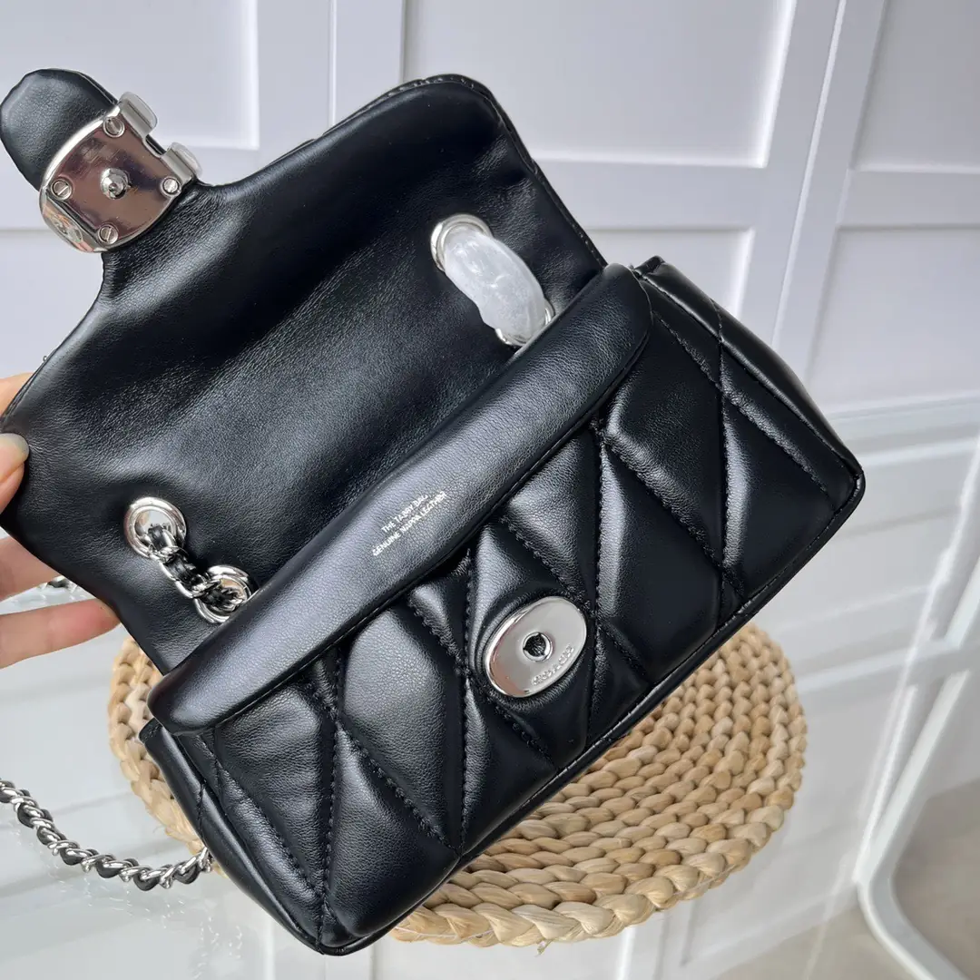 Jam6217 Coach 85$ gallery