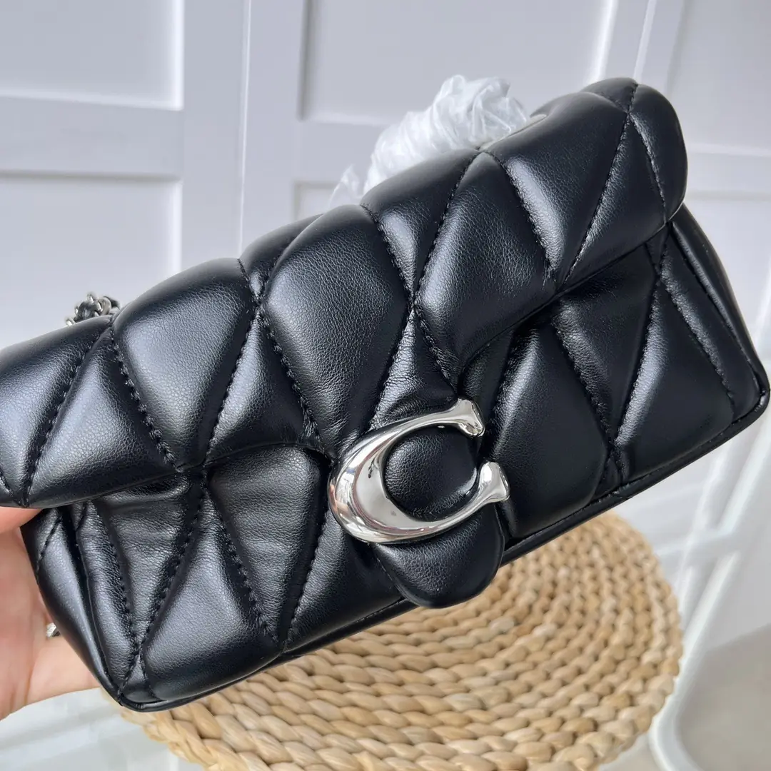 Jam6217 Coach 85$ gallery