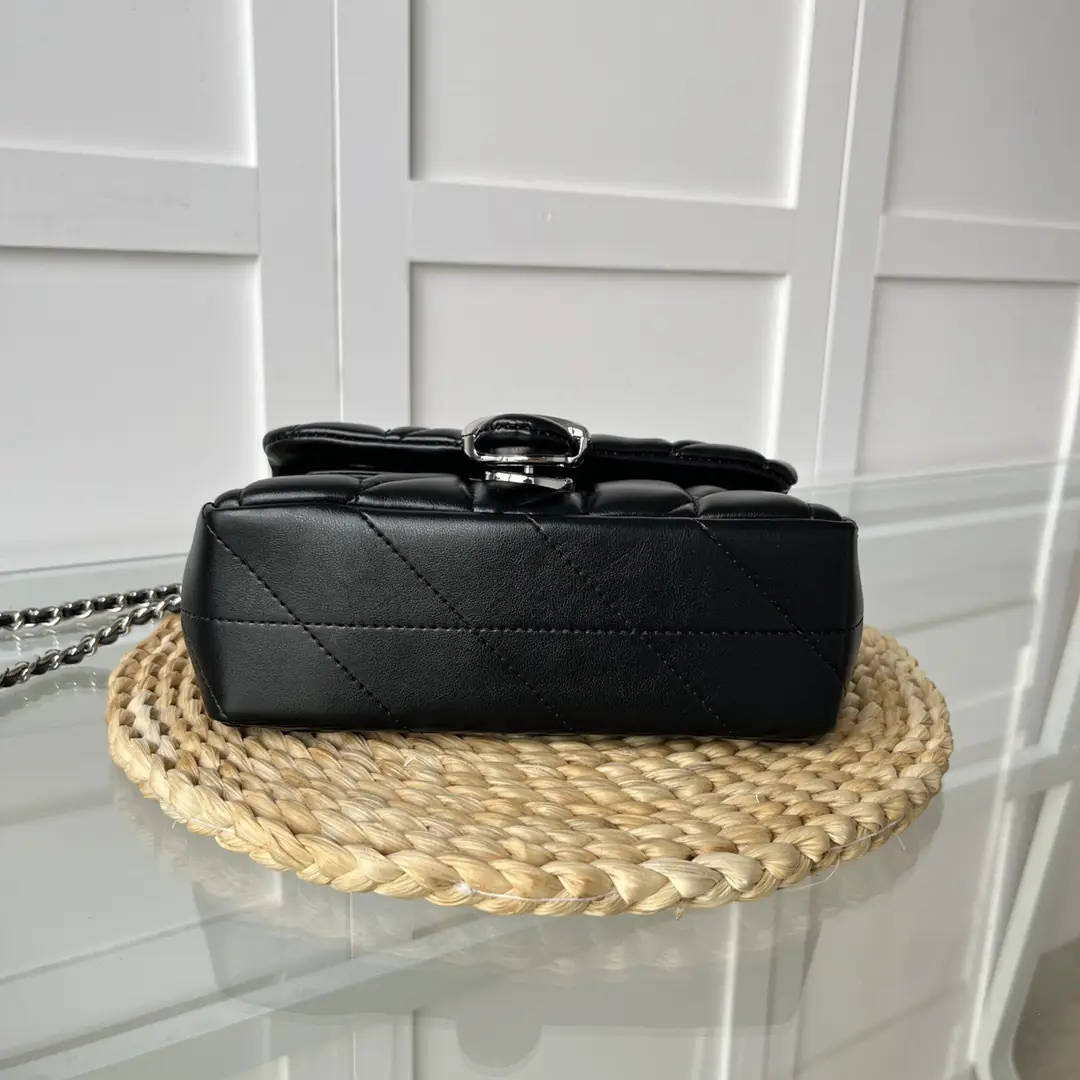 Jam6217 Coach 85$ gallery