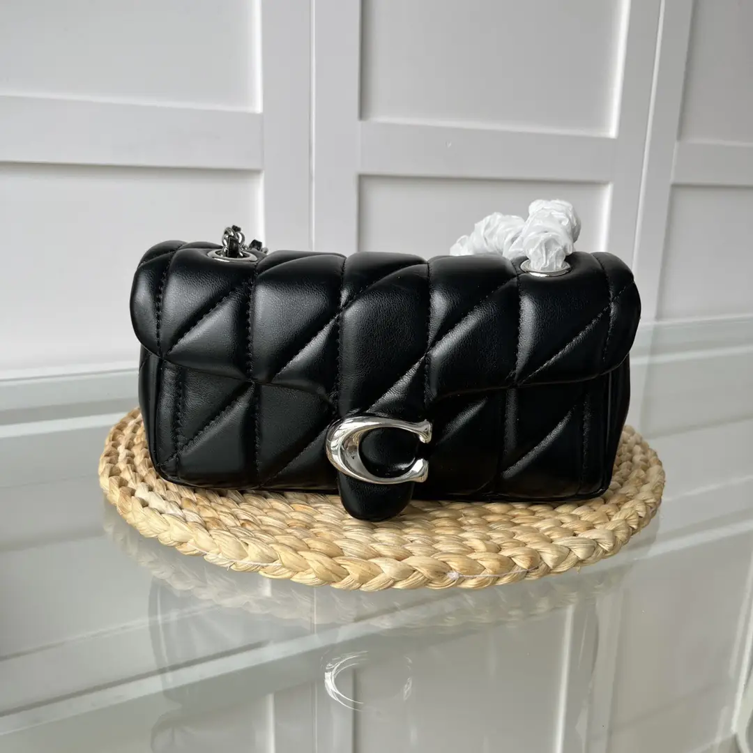 Jam6217 Coach 85$ gallery