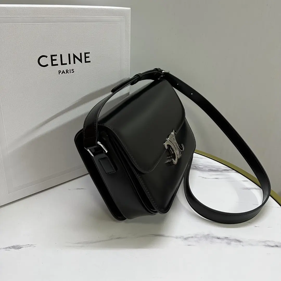Jam6222   Celine  77$ gallery