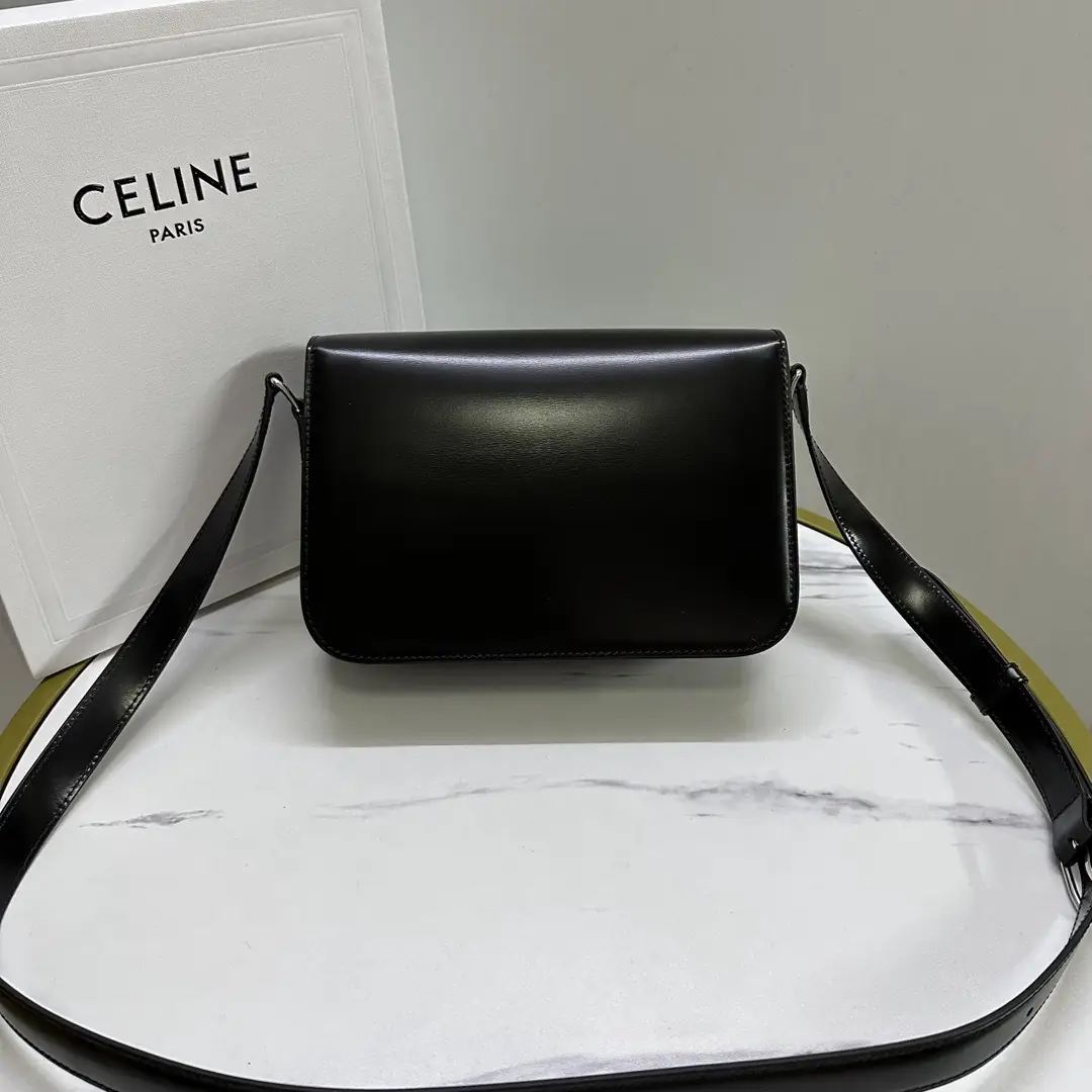 Jam6222   Celine  77$ gallery