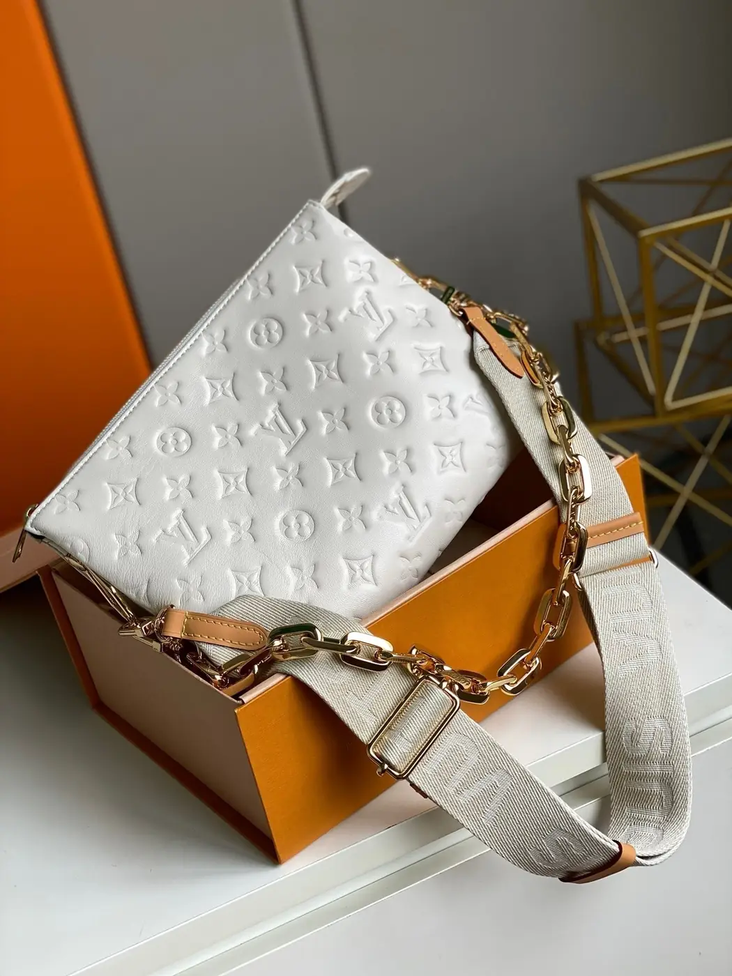 Jam6257  LV  89.99$ gallery