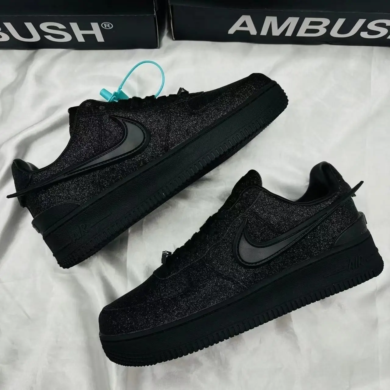 Jam7002  NIKE SB  55$ gallery