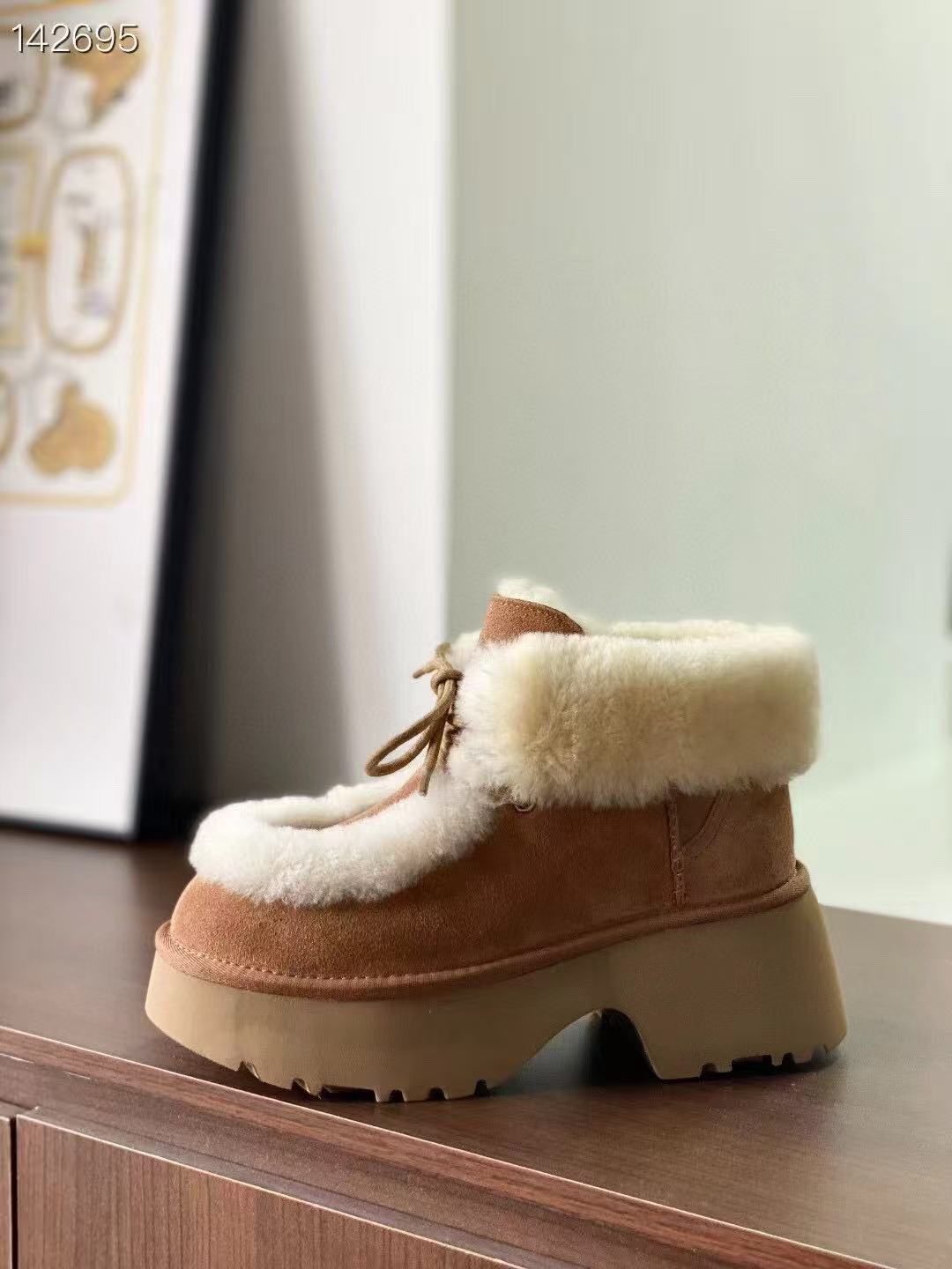 Jam7018 UGG 89.99$ gallery