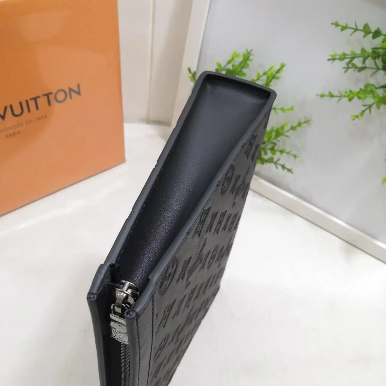 Jam7028  LV  69.99$ gallery