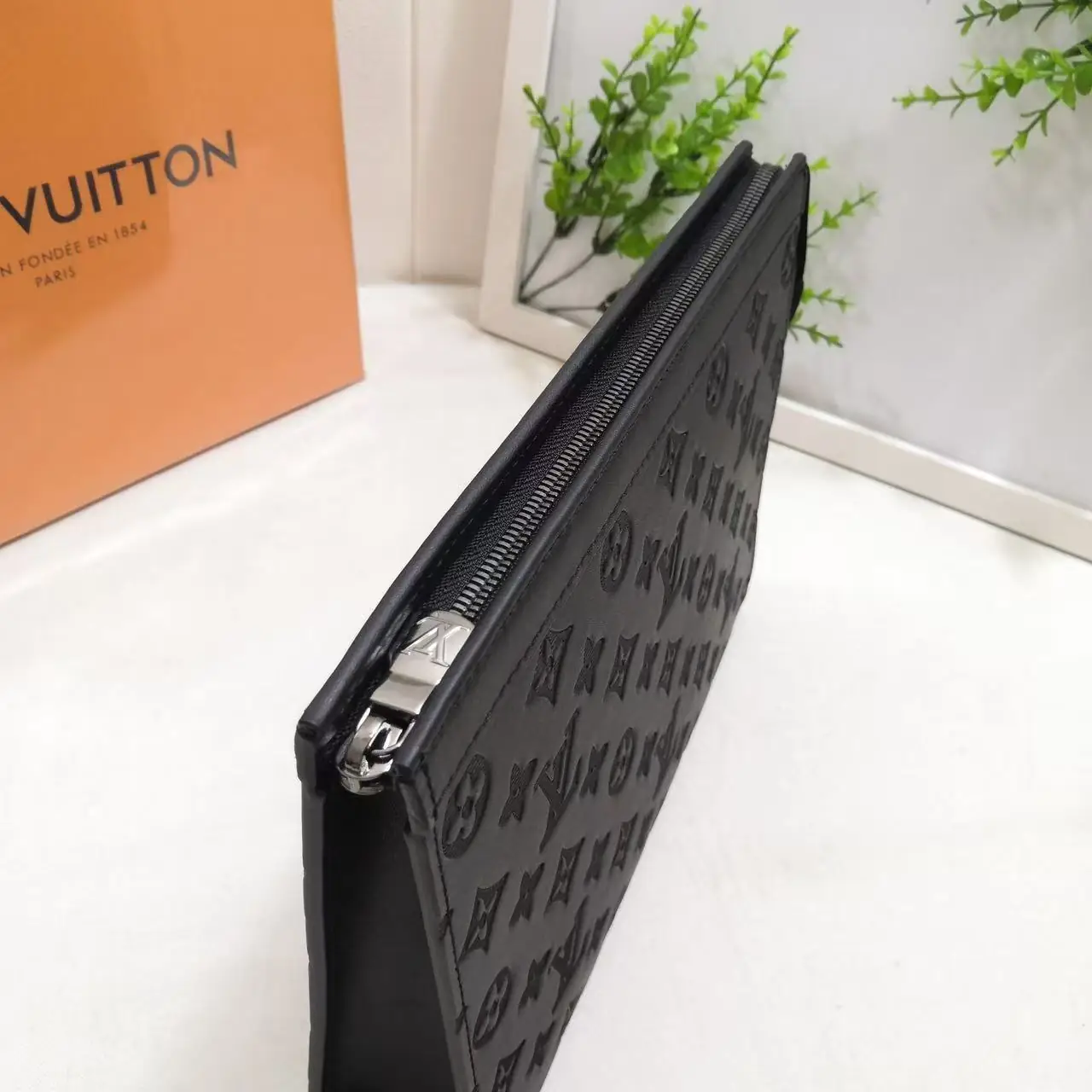 Jam7028  LV  69.99$ gallery