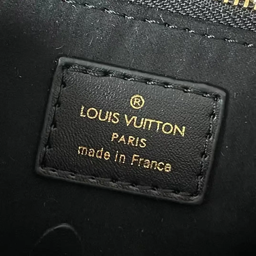 Jam7075  LV   78$ gallery