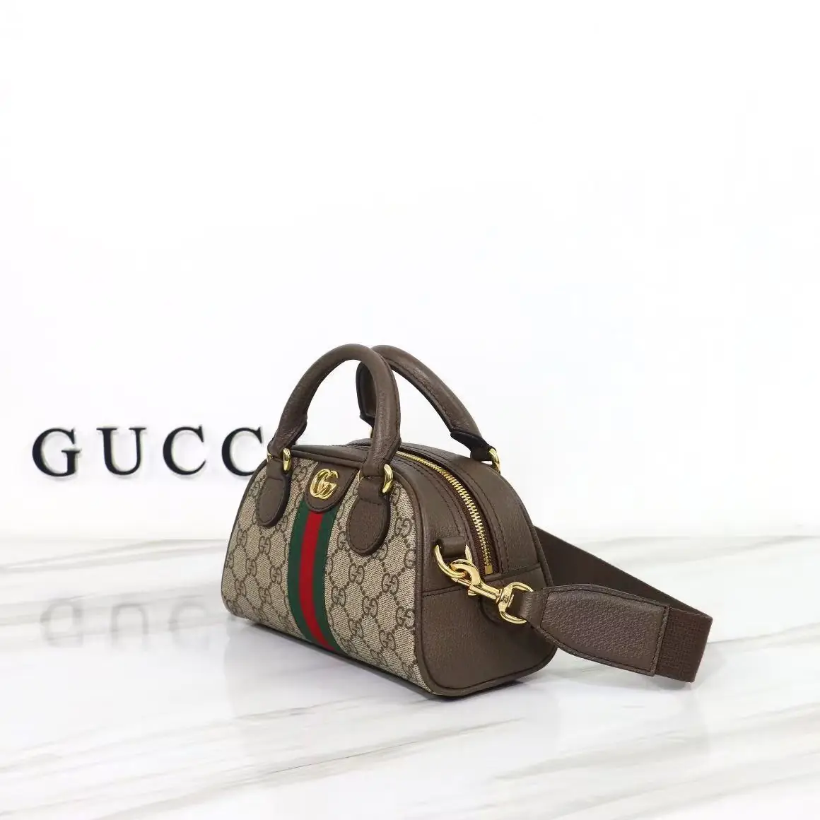 Jam7118   GUCCI  59.99$ gallery