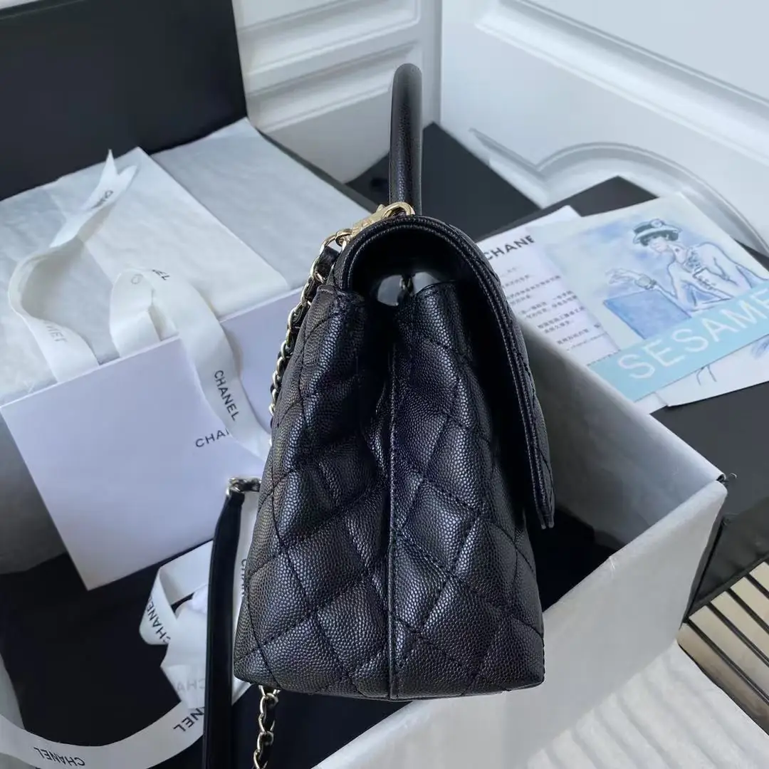 Jam7119  Chanel 120$ gallery