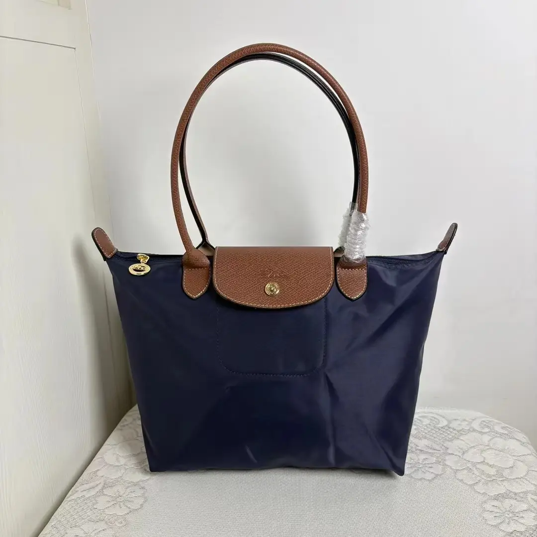 Jam7133    longchamp  54.99$ gallery