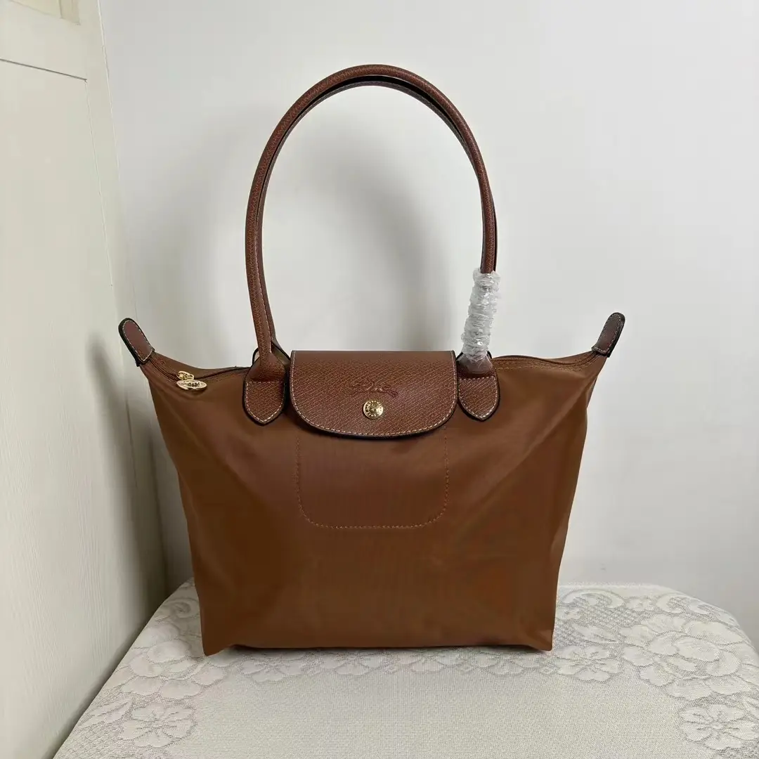 Jam7133    longchamp  54.99$ gallery