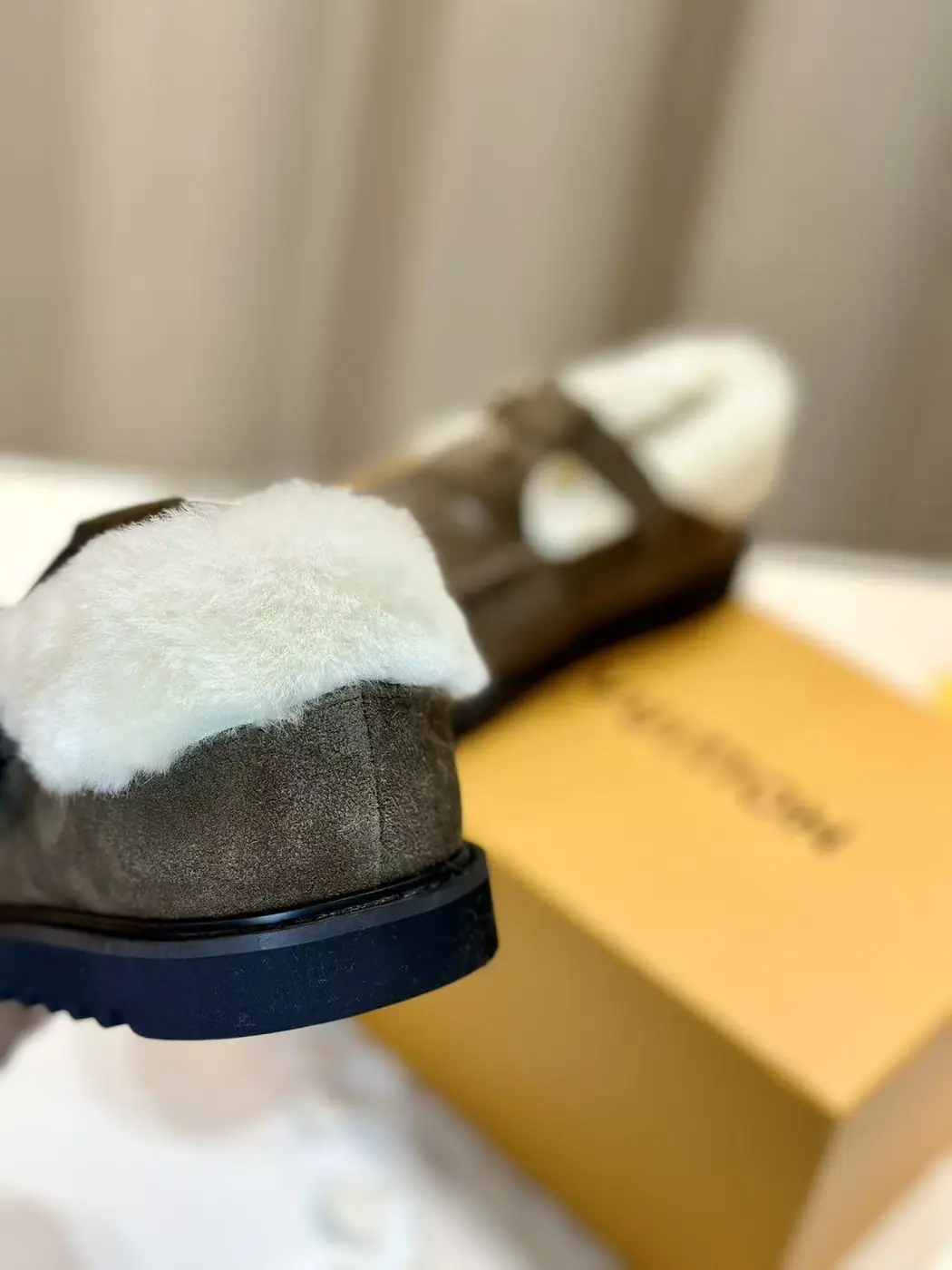 Jam7202   LV  99.99$ gallery