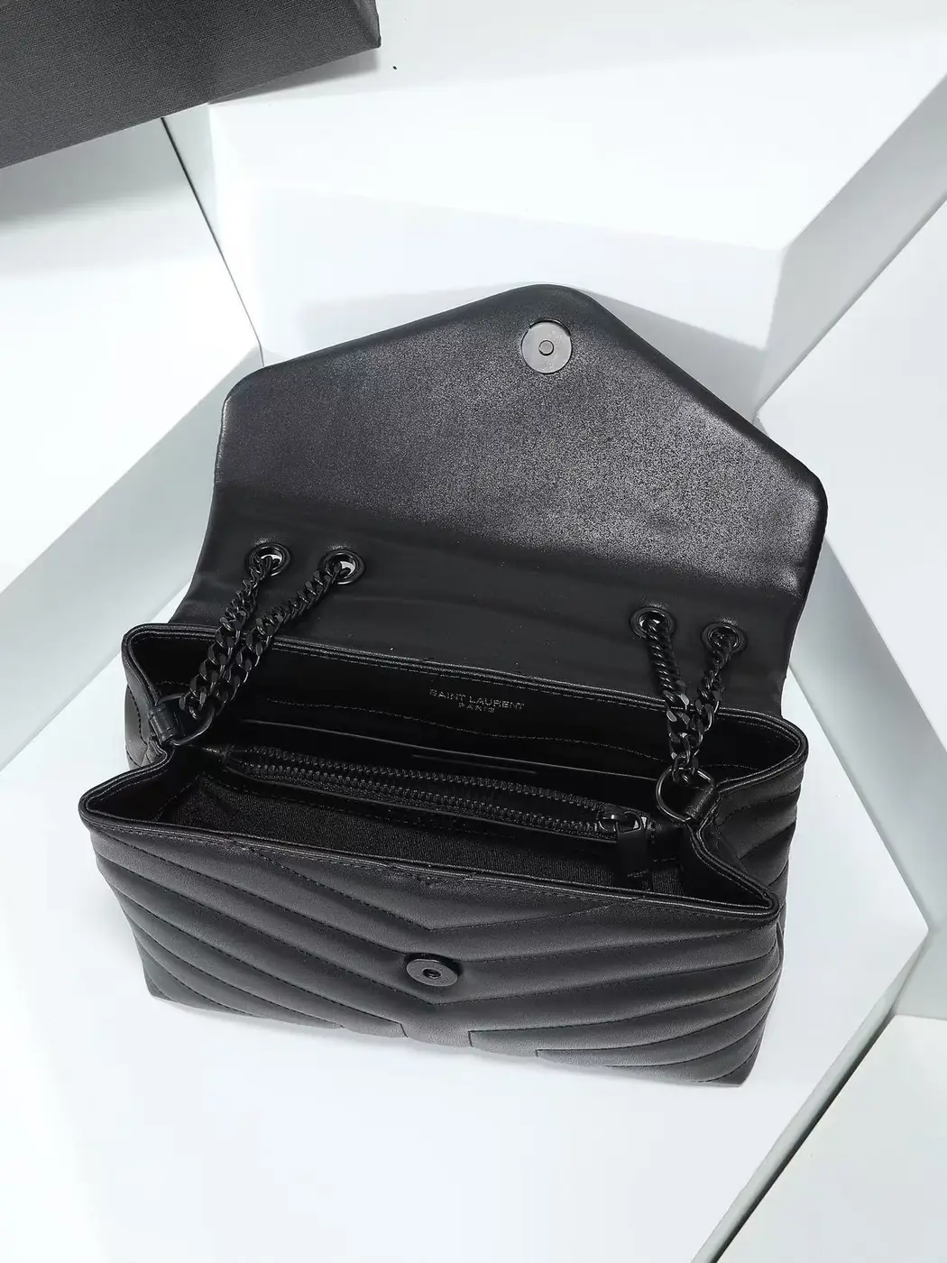 Jam7223  YSL  75$ gallery