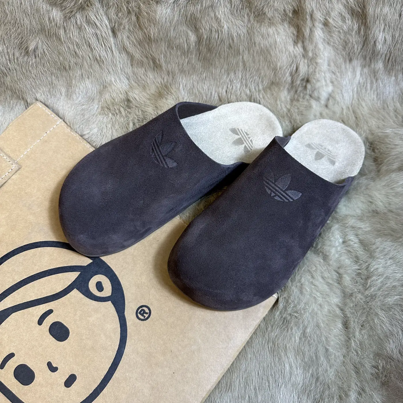 Jam7229   adidas add box  59.99$ gallery