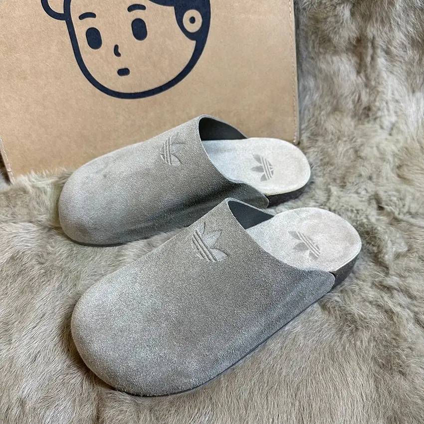 Jam7229   adidas add box  59.99$ gallery