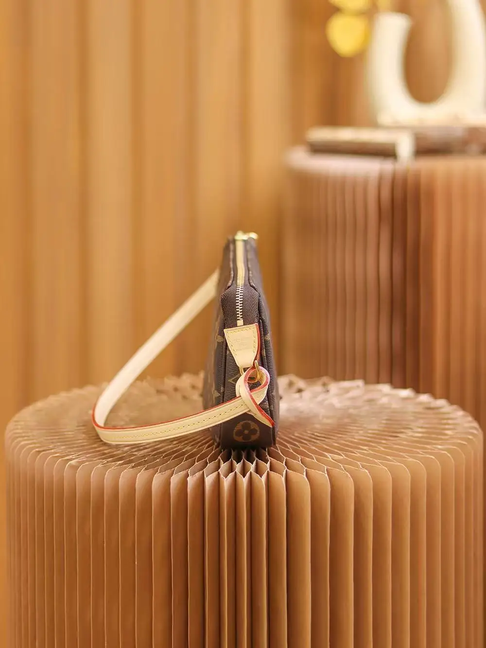 Jam7238 LV 85$ gallery