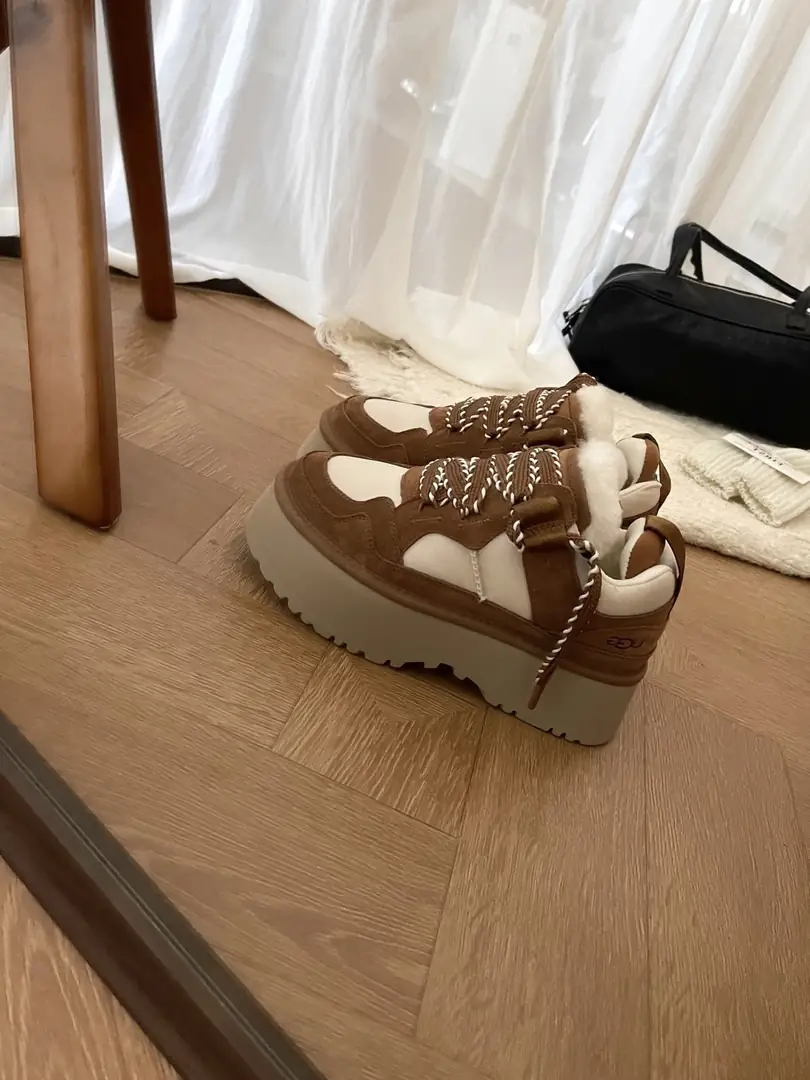 Jam7443  UGG 75.9$ gallery