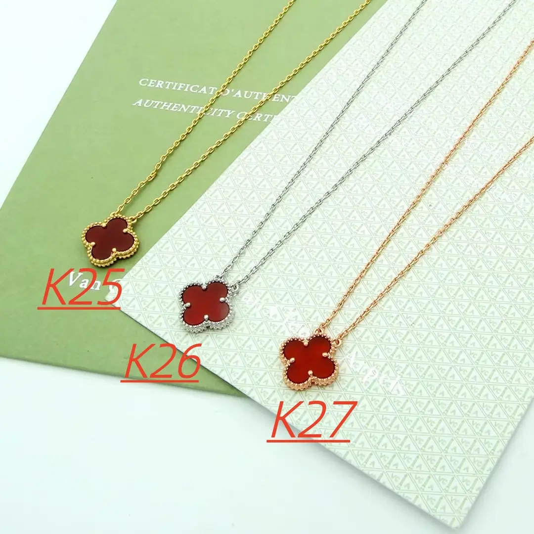 Jam7450 Van Cleef & Arpels necklace 38.99$ gallery