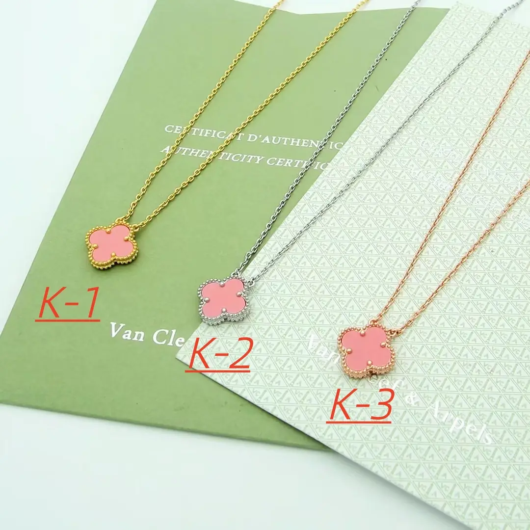 Jam7450 Van Cleef & Arpels necklace 38.99$ gallery