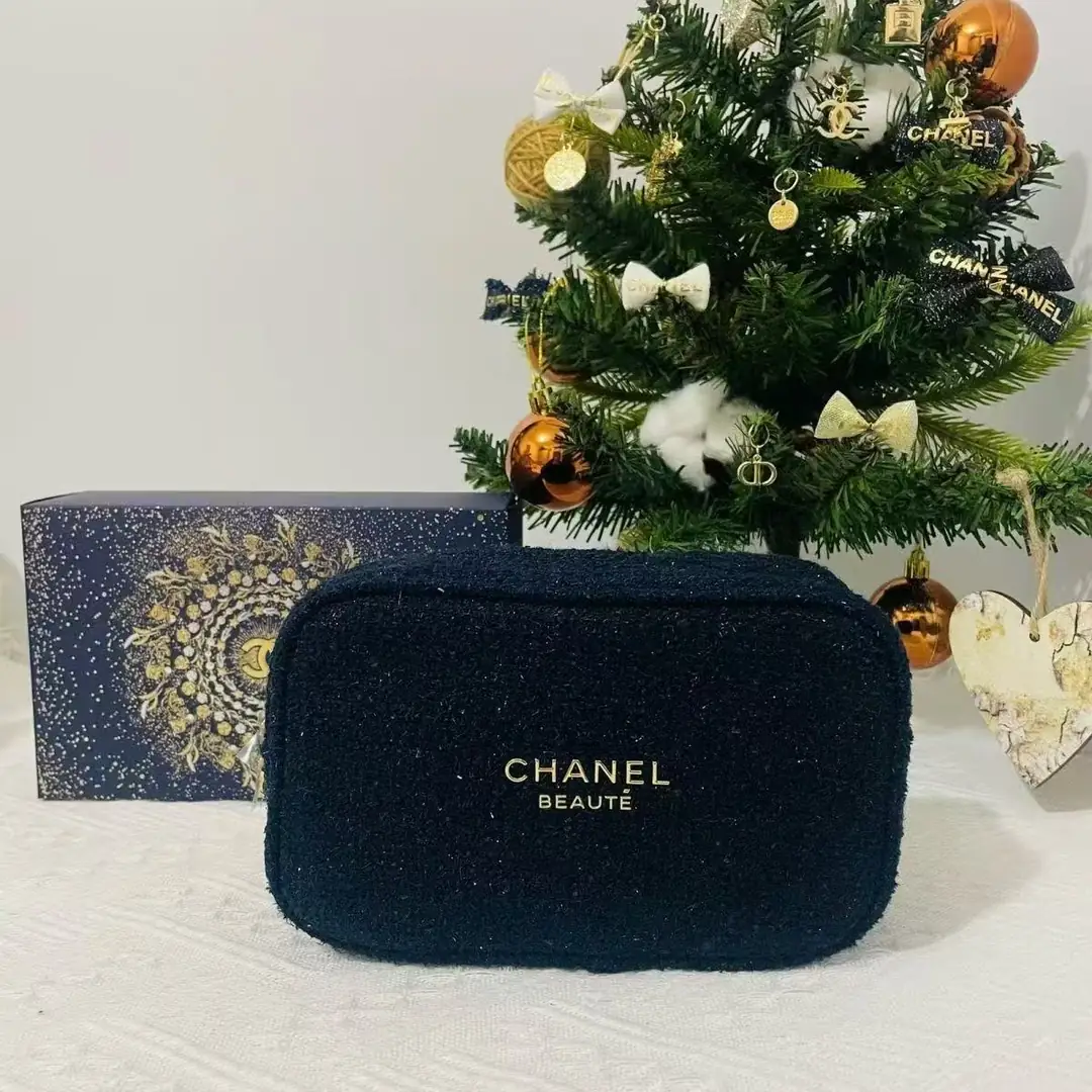 Jam8038  CHANEL  35$ gallery