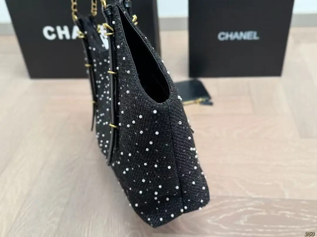 Jam8041 Chanel  79$ gallery