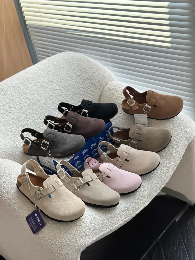 Jam8055   BIRKENSTOCK 59.99$ gallery