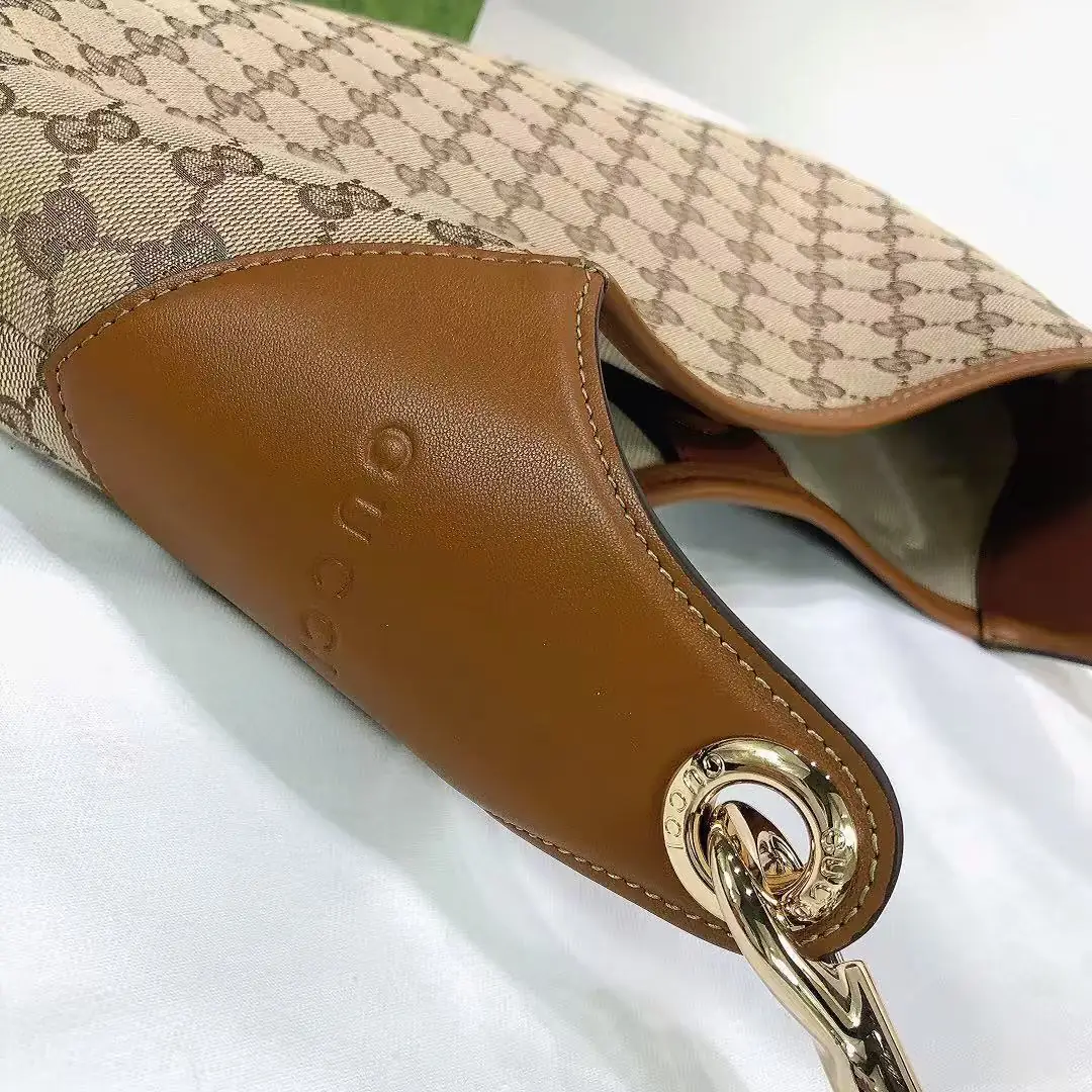 Jam8074  GUCCI  78.99$ gallery