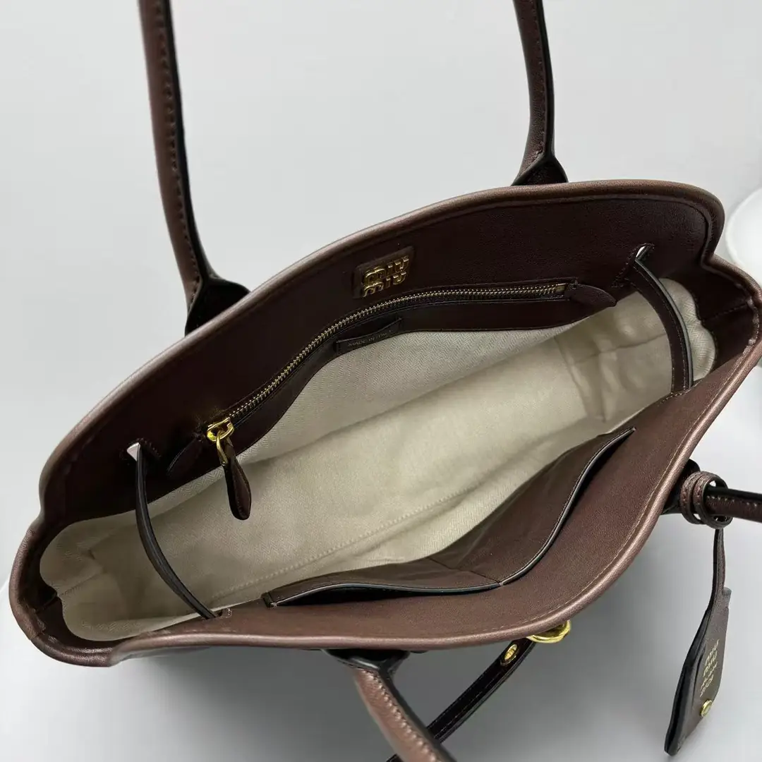 Jam8085  MIUMIU 85$ gallery