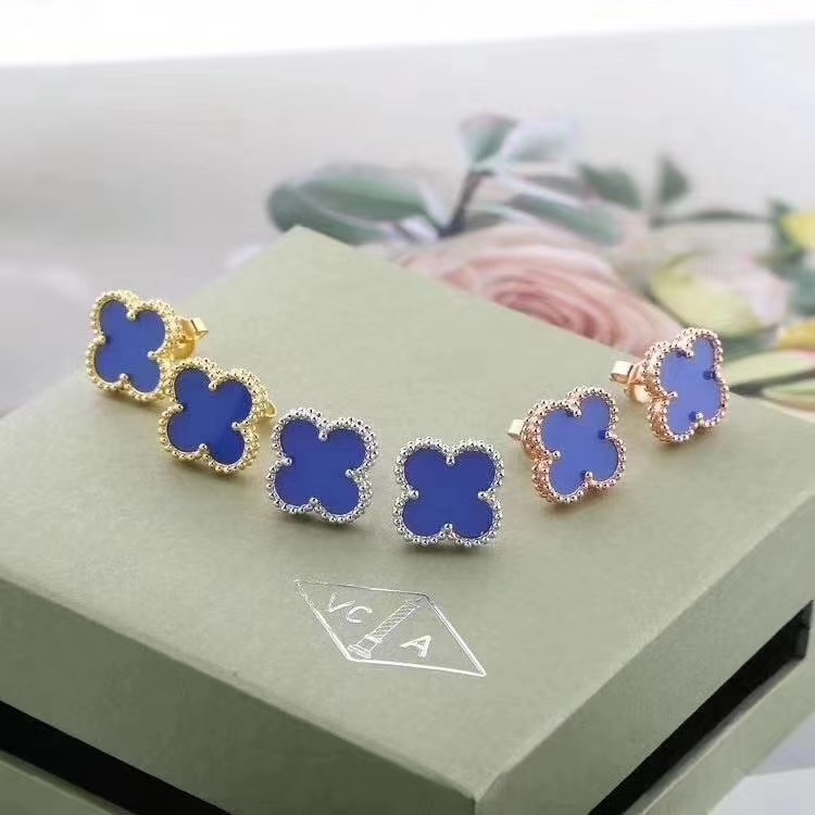 Jam8108  Van Cleef & Arpels  39.9$ gallery