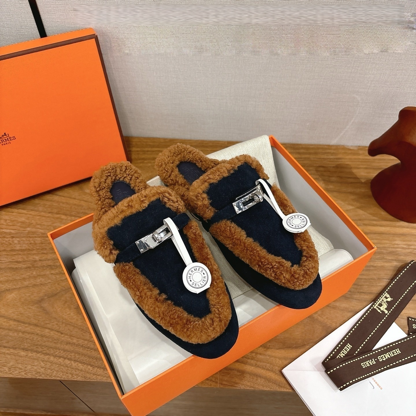 Jam8115    Hermès  75.99$ gallery