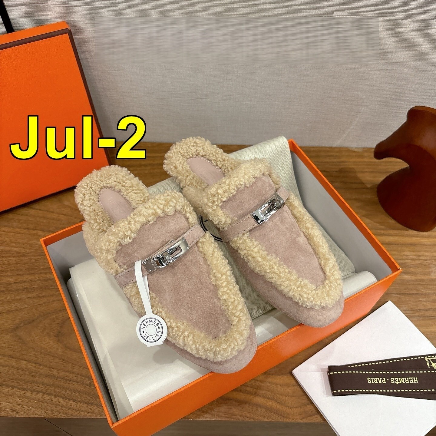 Jam8115    Hermès  75.99$ gallery