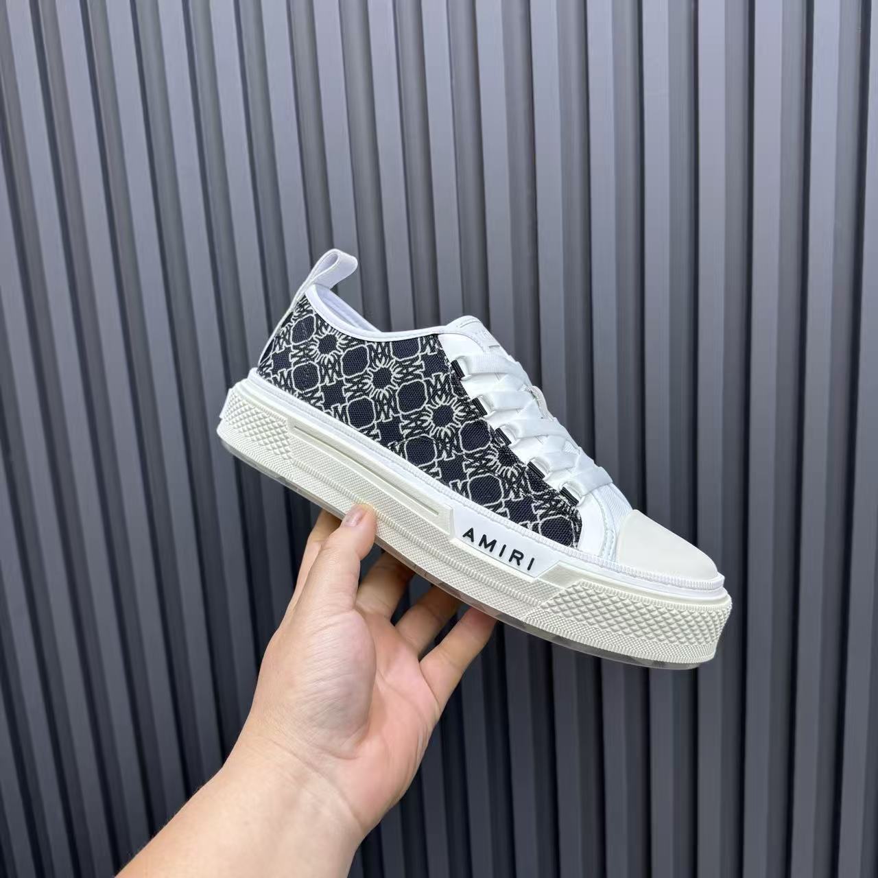 Jam8117 AMIRI  95$ gallery