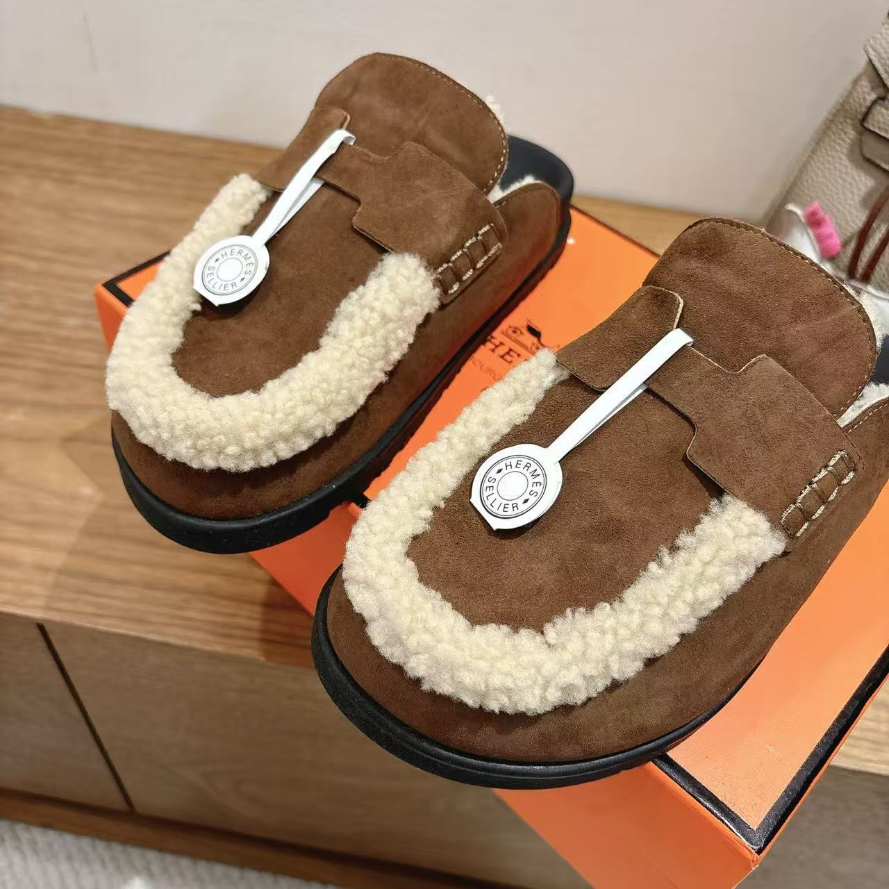 Jam8119 Hermès 75$ gallery