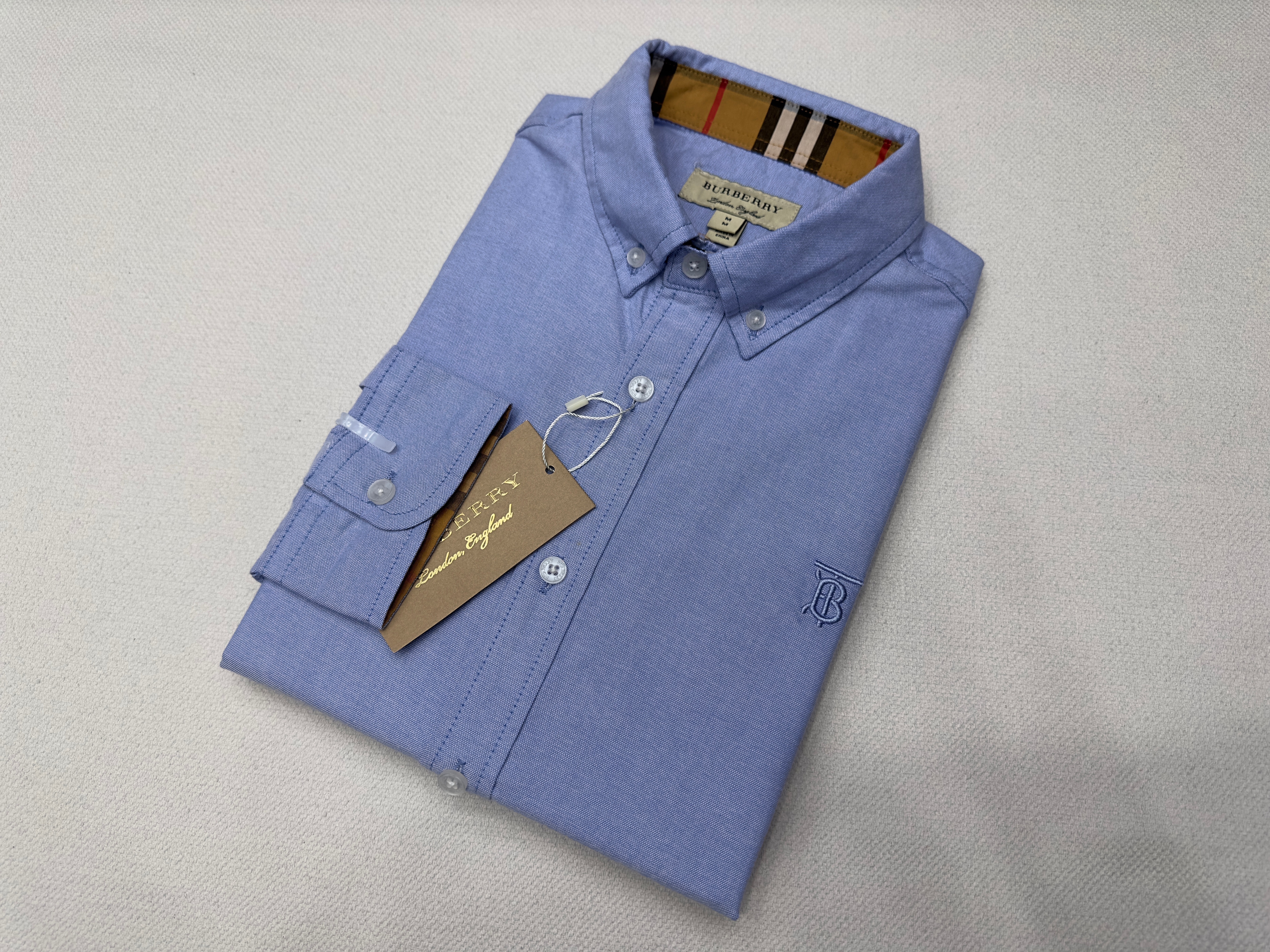 Jam8121 Burberry 42.9$ gallery