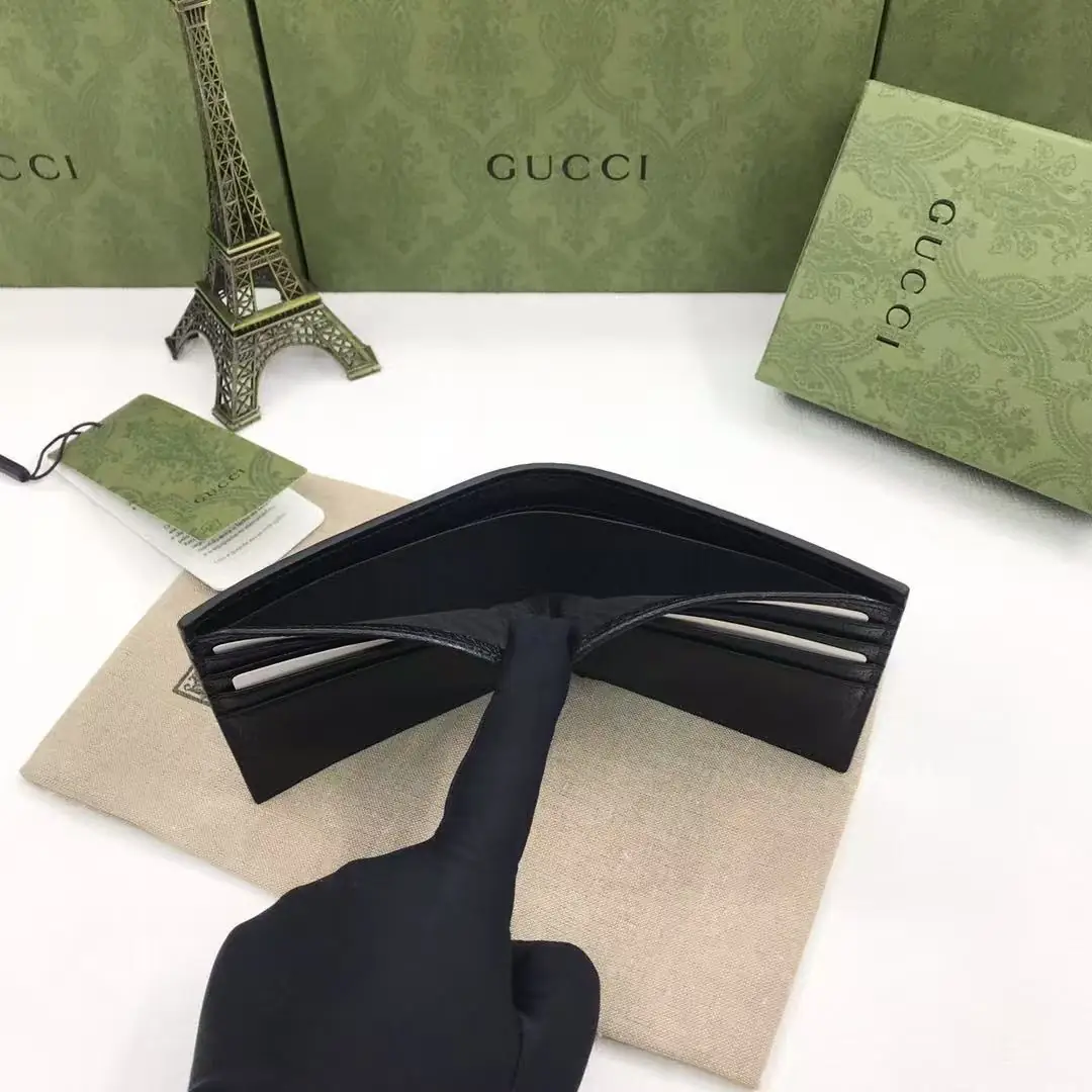 Jam8132 GUCCI 41$ gallery
