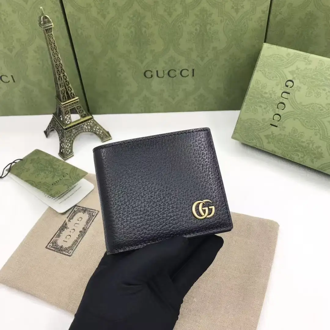 Jam8132 GUCCI 41$ gallery
